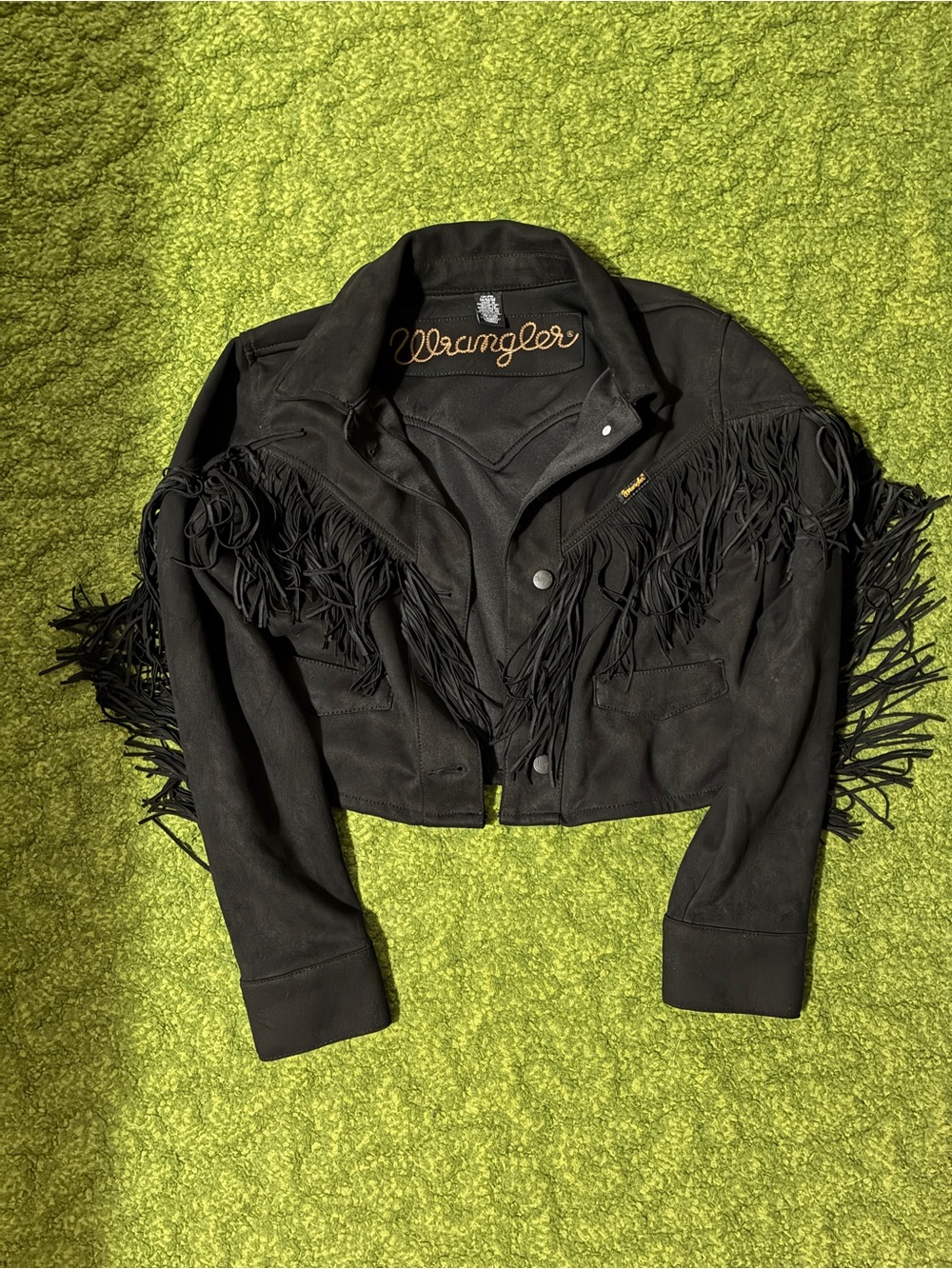 Vegan Suede Wrangler Cropped Fringe Jacket - Picture 6 of 13